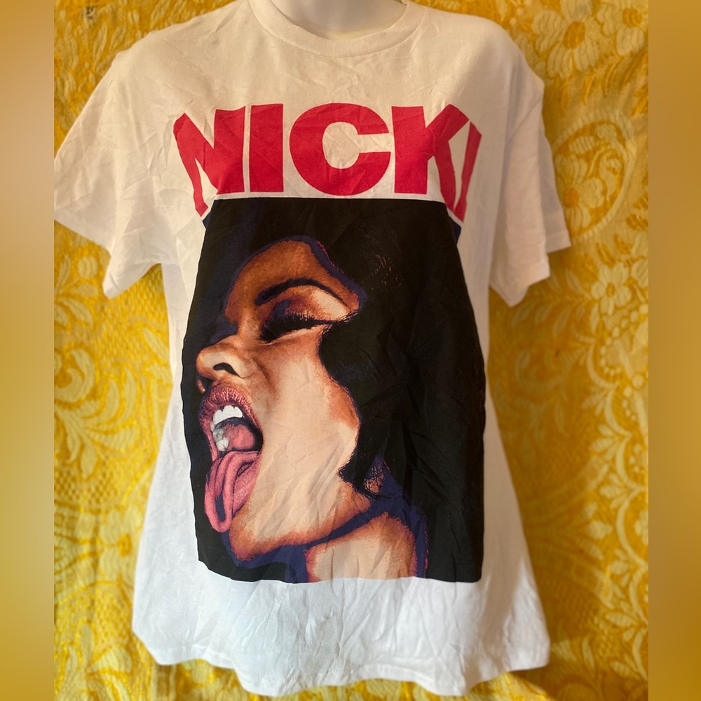 Nicki Minaj Graphic T-shirt NWT